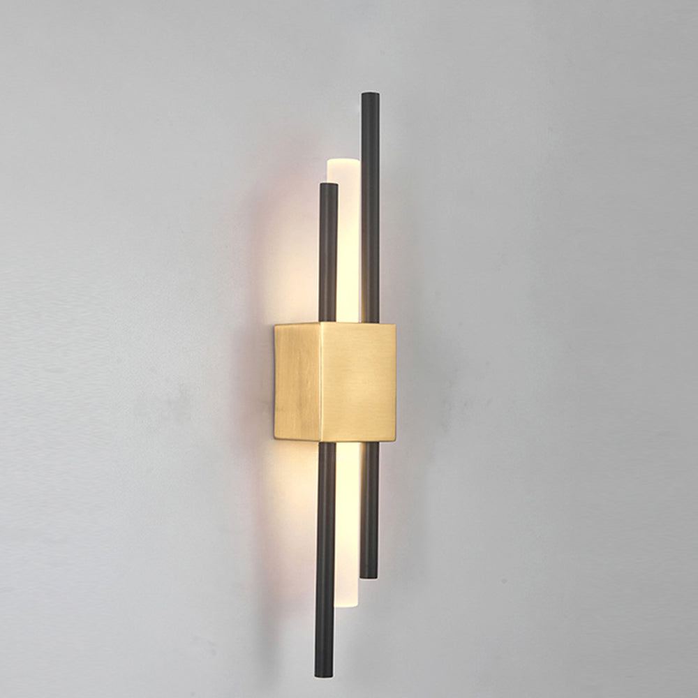 Black and Gold Modern Wall Sconce – Stylish LED Accent Lighting