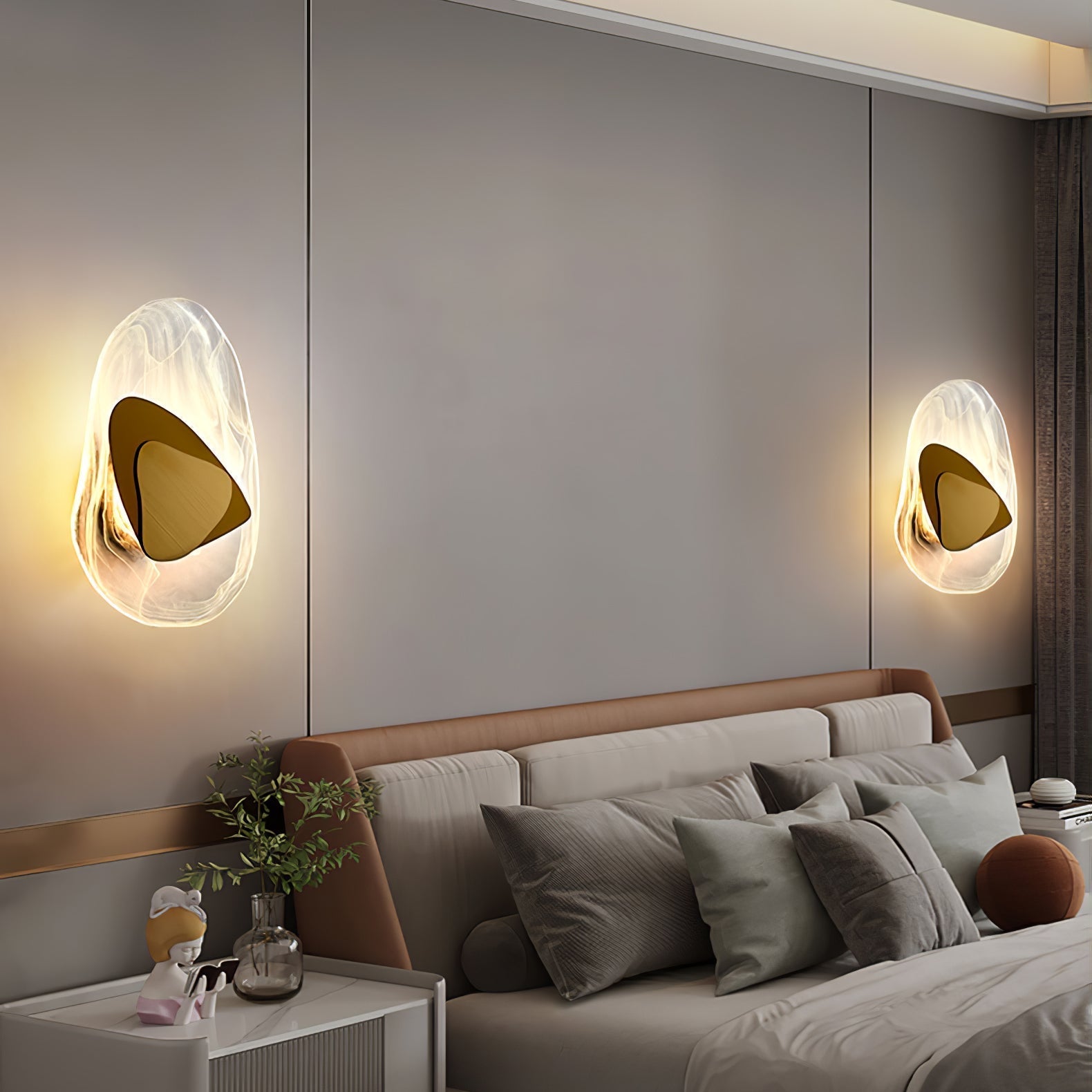 Modern Artistic Black Glass Wall Light for Living Room or Bedroom