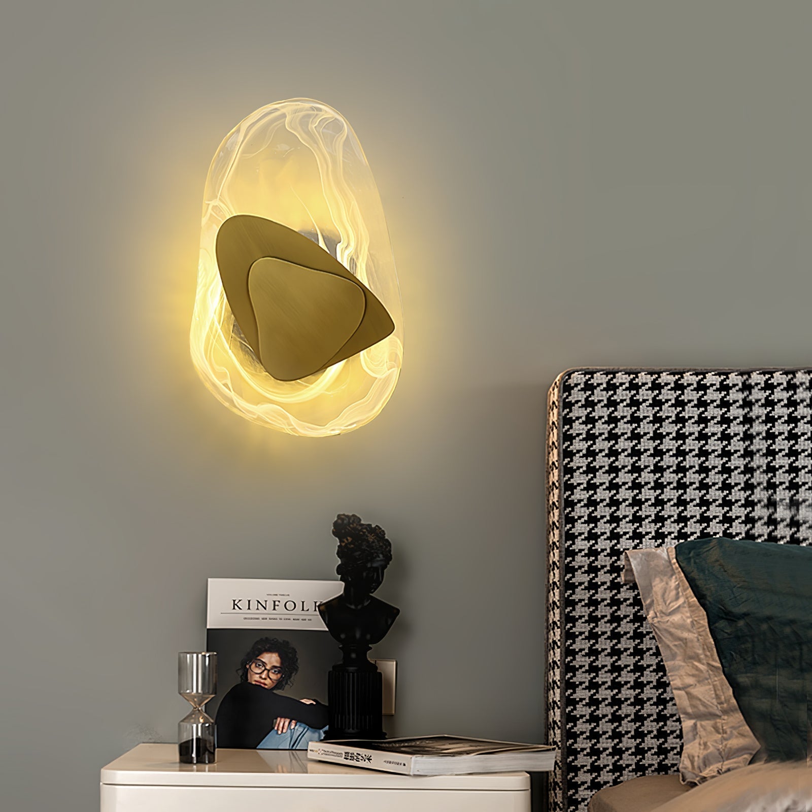 Modern Artistic Black Glass Wall Light for Living Room or Bedroom