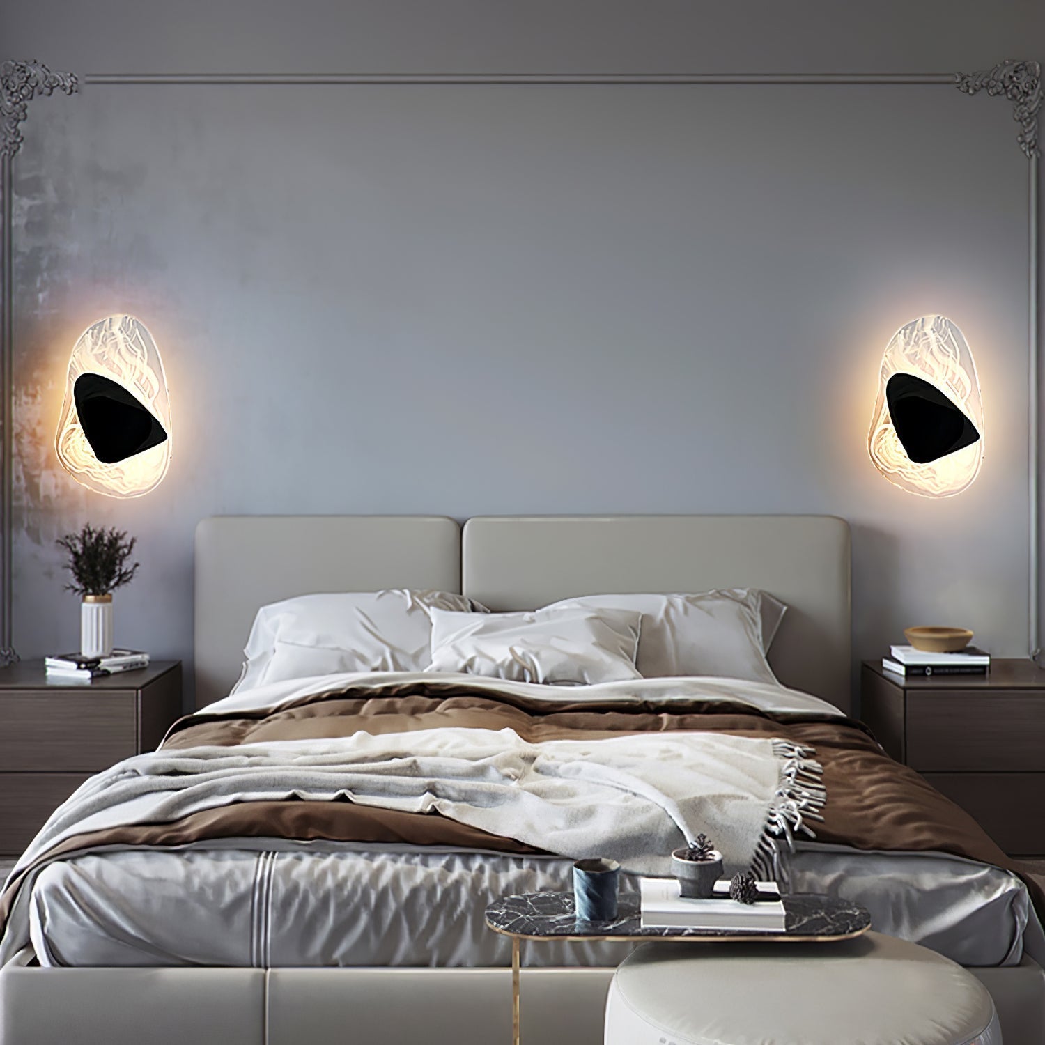 Modern Artistic Black Glass Wall Light for Living Room or Bedroom