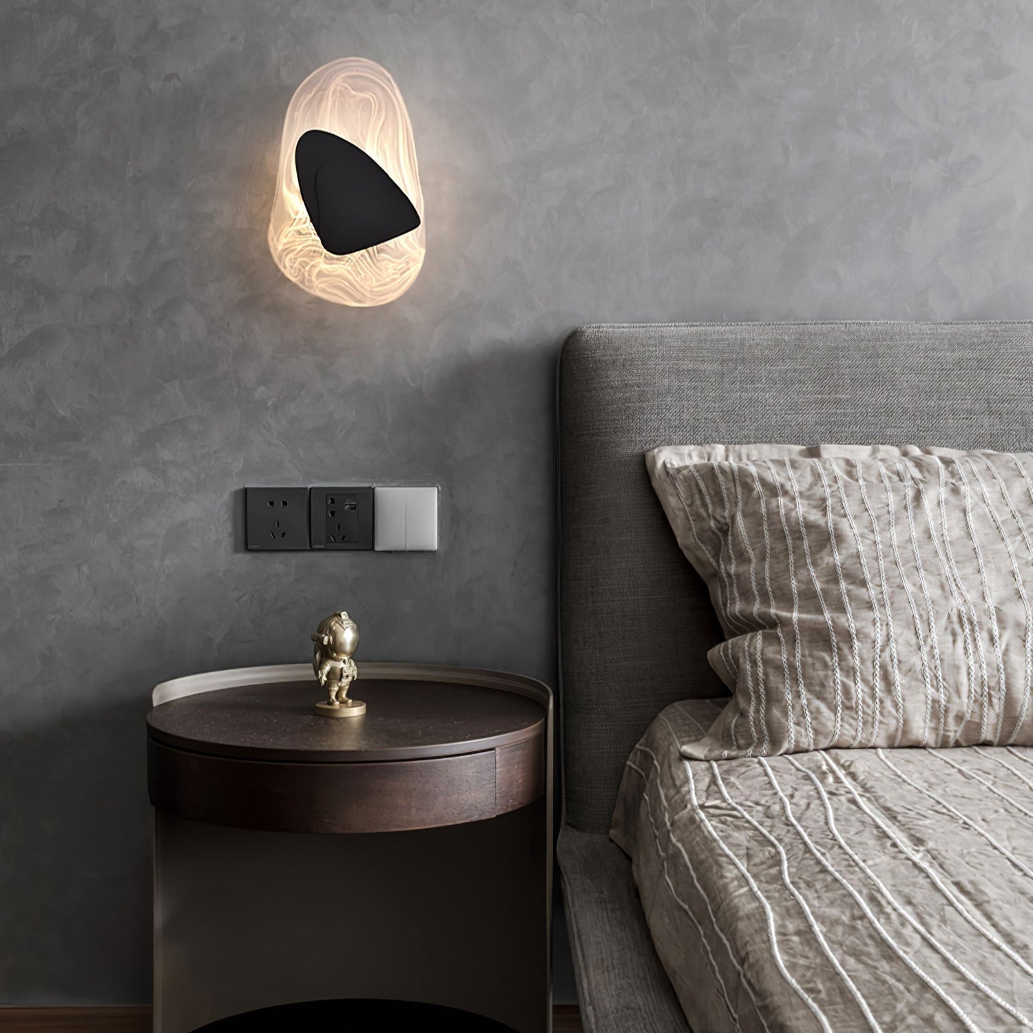 Modern Artistic Black Glass Wall Light for Living Room or Bedroom