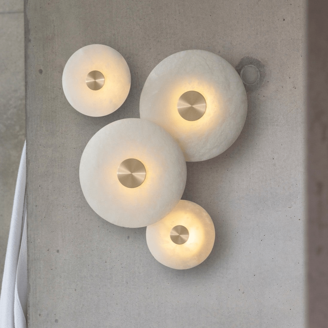Modern Round Alabaster Wall Light for Elegant Interiors