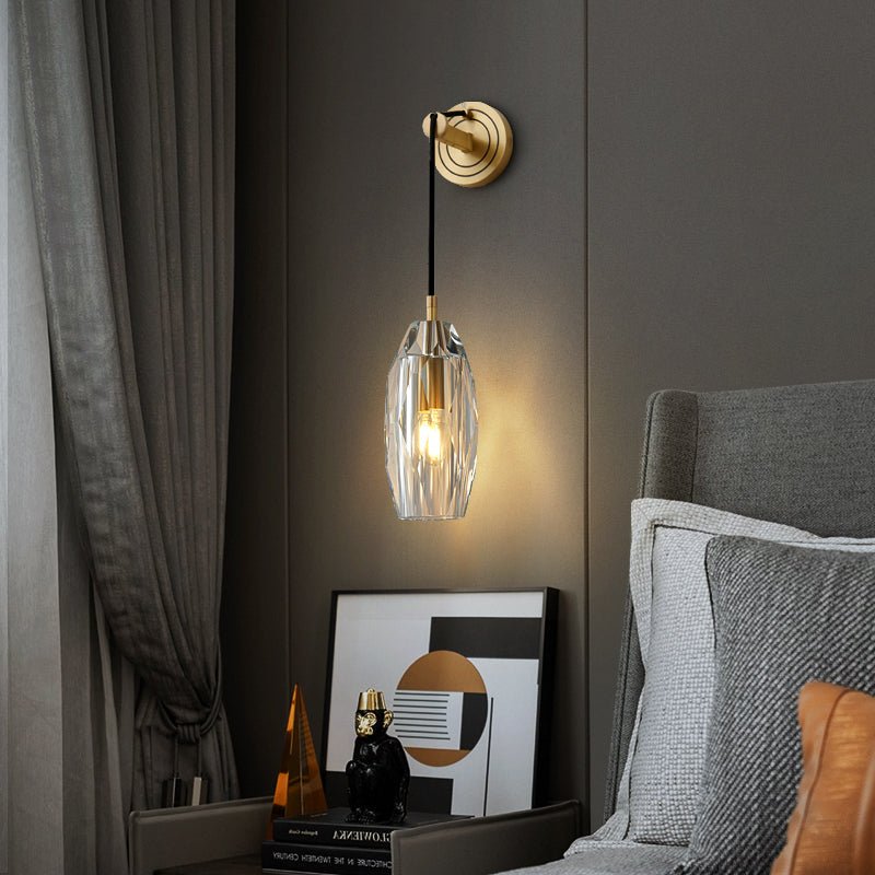Luxury Brass Crystal Wall Light for Timeless Interior Ambiance