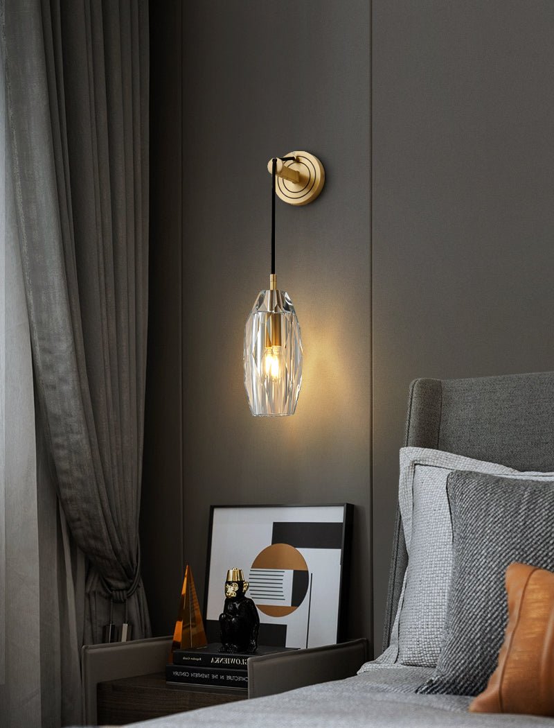 Luxury Brass Crystal Wall Light for Timeless Interior Ambiance