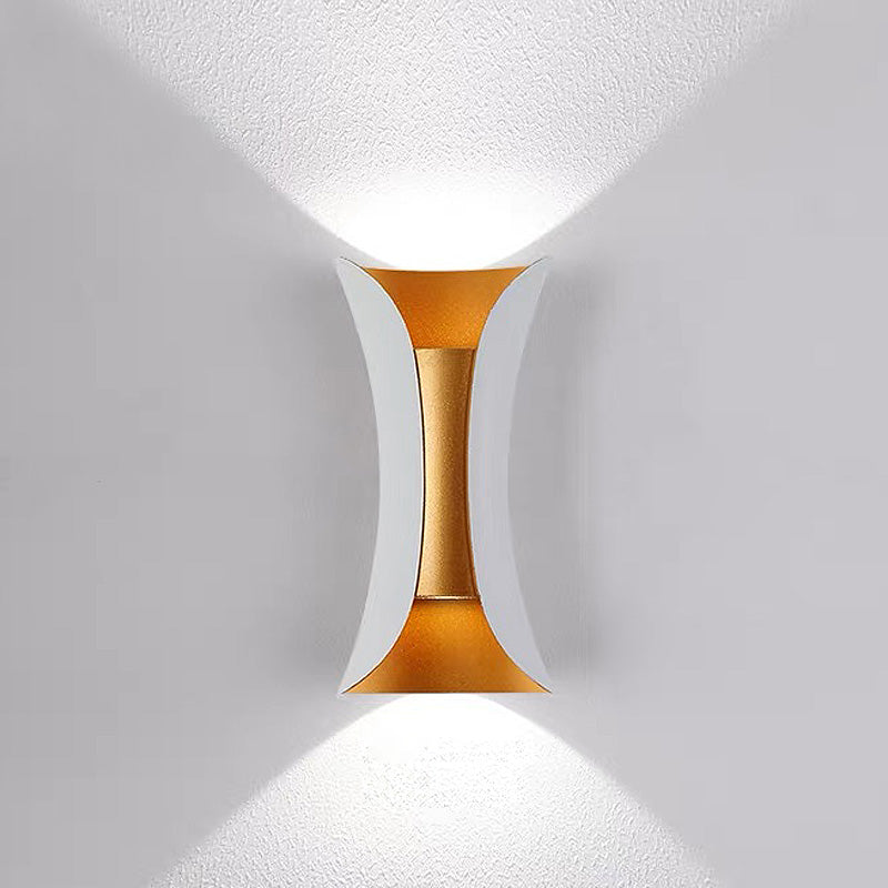 Outdoor Waterproof LED Wall Light in Modern Aluminum and Glass Design
