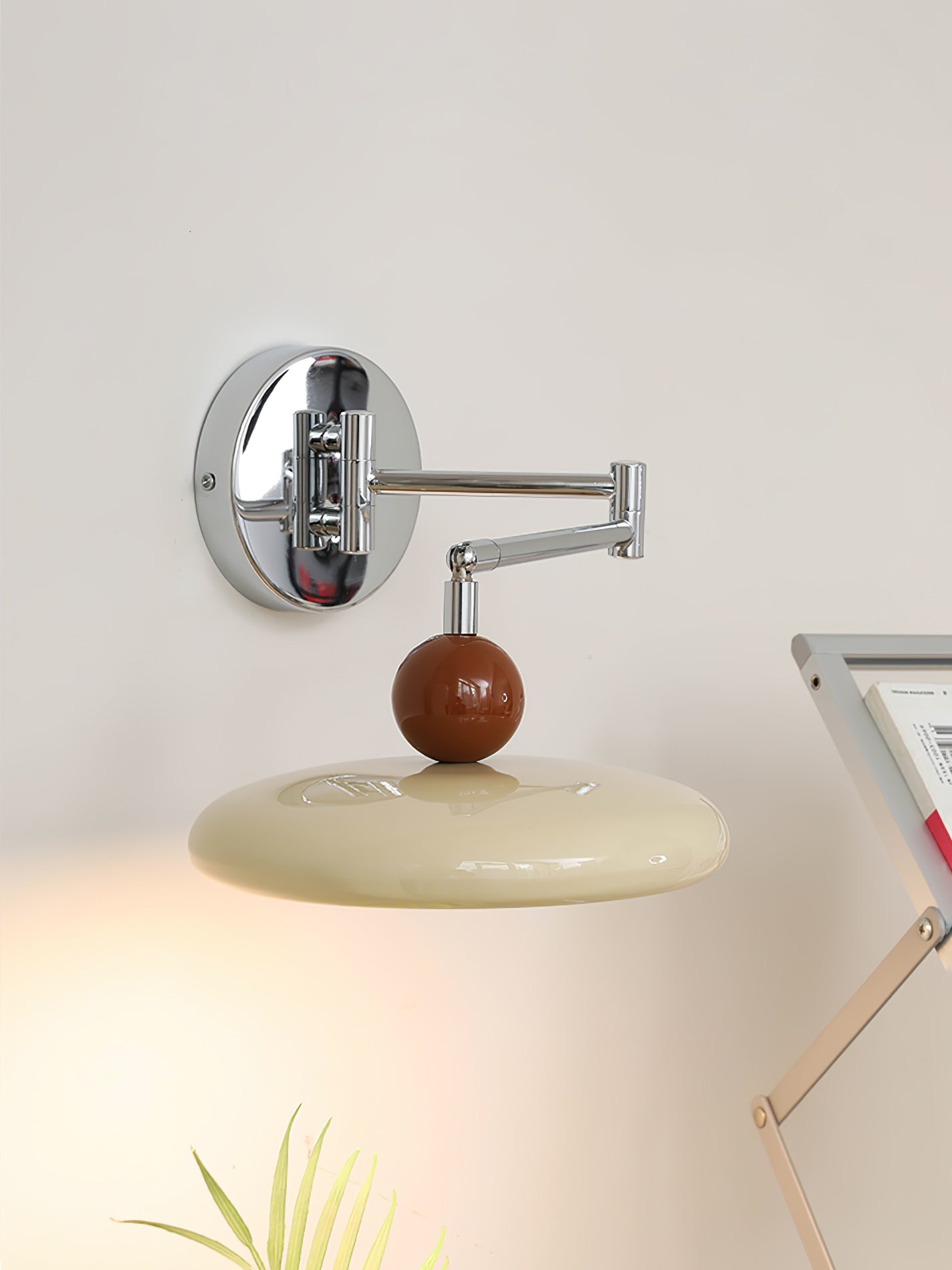 Modern Swing Arm Wall Light Adjustable LED Wall Lamp