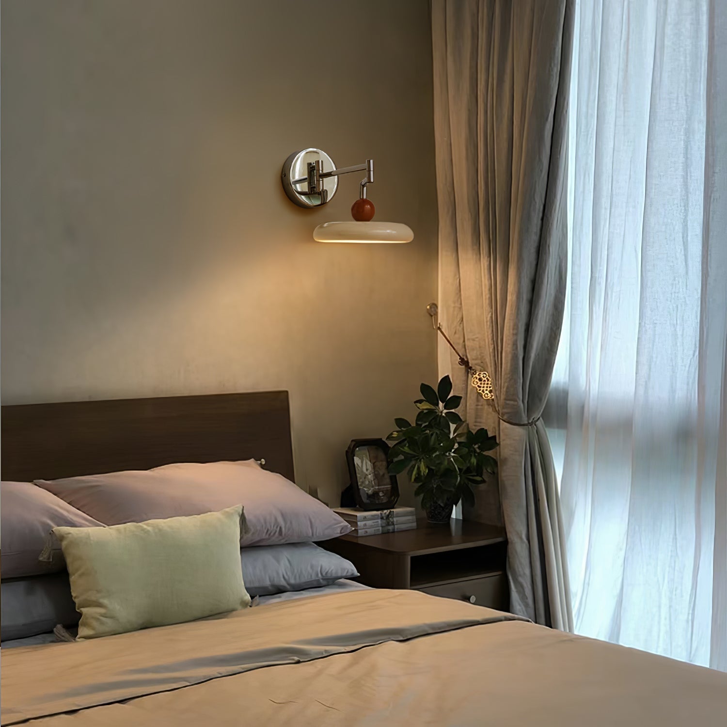 Modern Swing Arm Wall Light Adjustable LED Wall Lamp