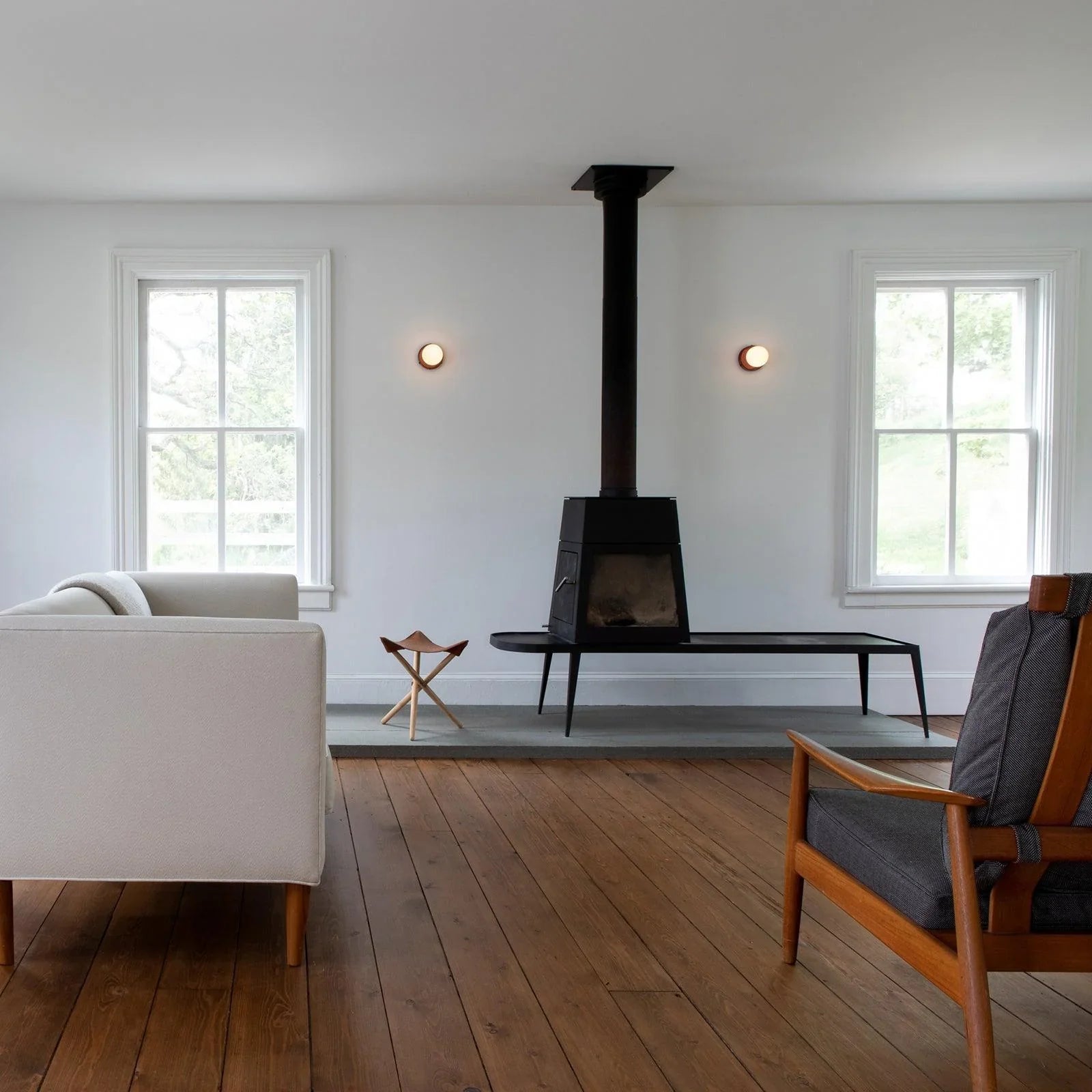 Nordic LED Glass Wall Light – Modern Wall-Mounted Lamp
