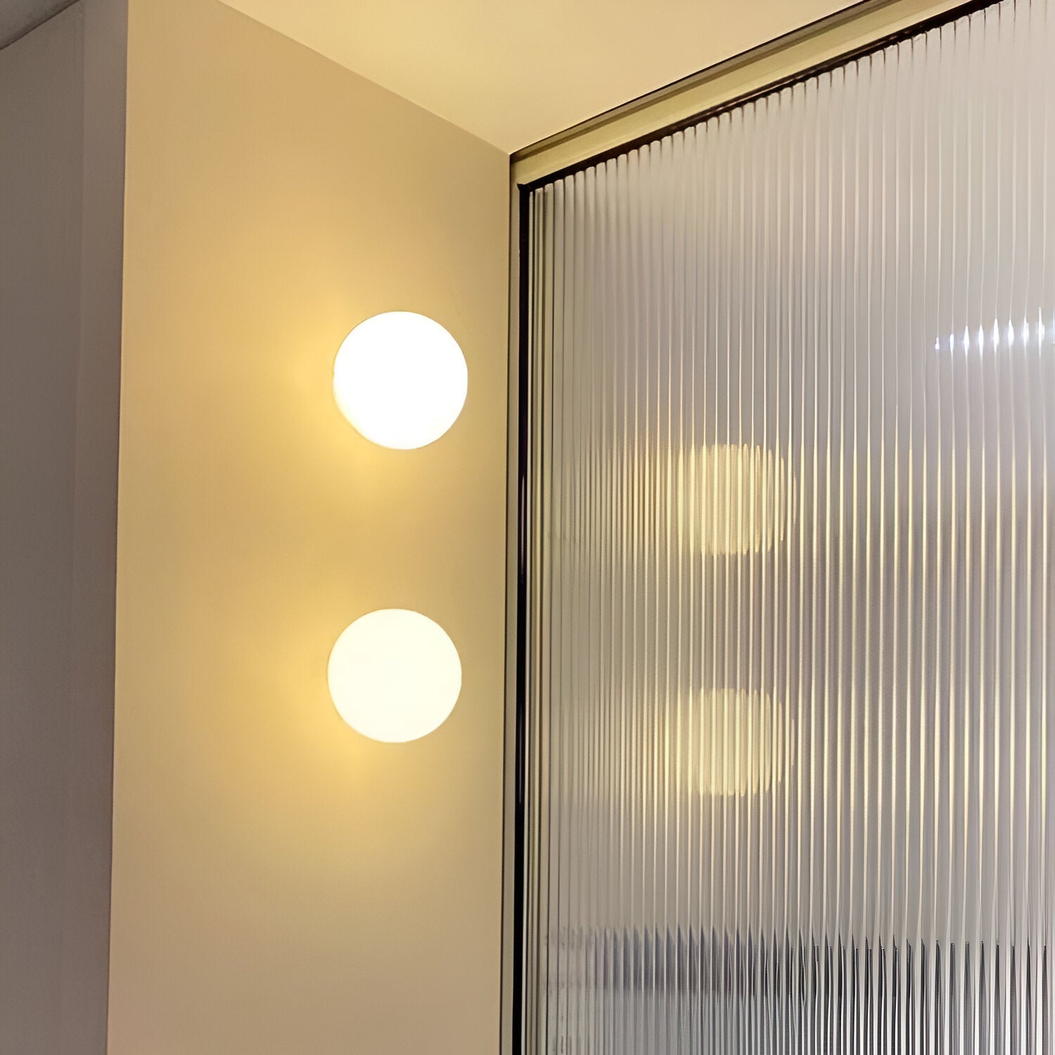 Minimalist Round Glass Wall Light Modern LED Fixture