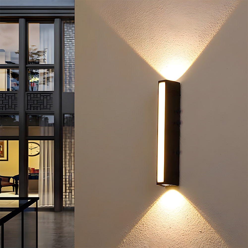 Long Tube LED Outdoor Wall Light – Modern Waterproof Exterior Lighting