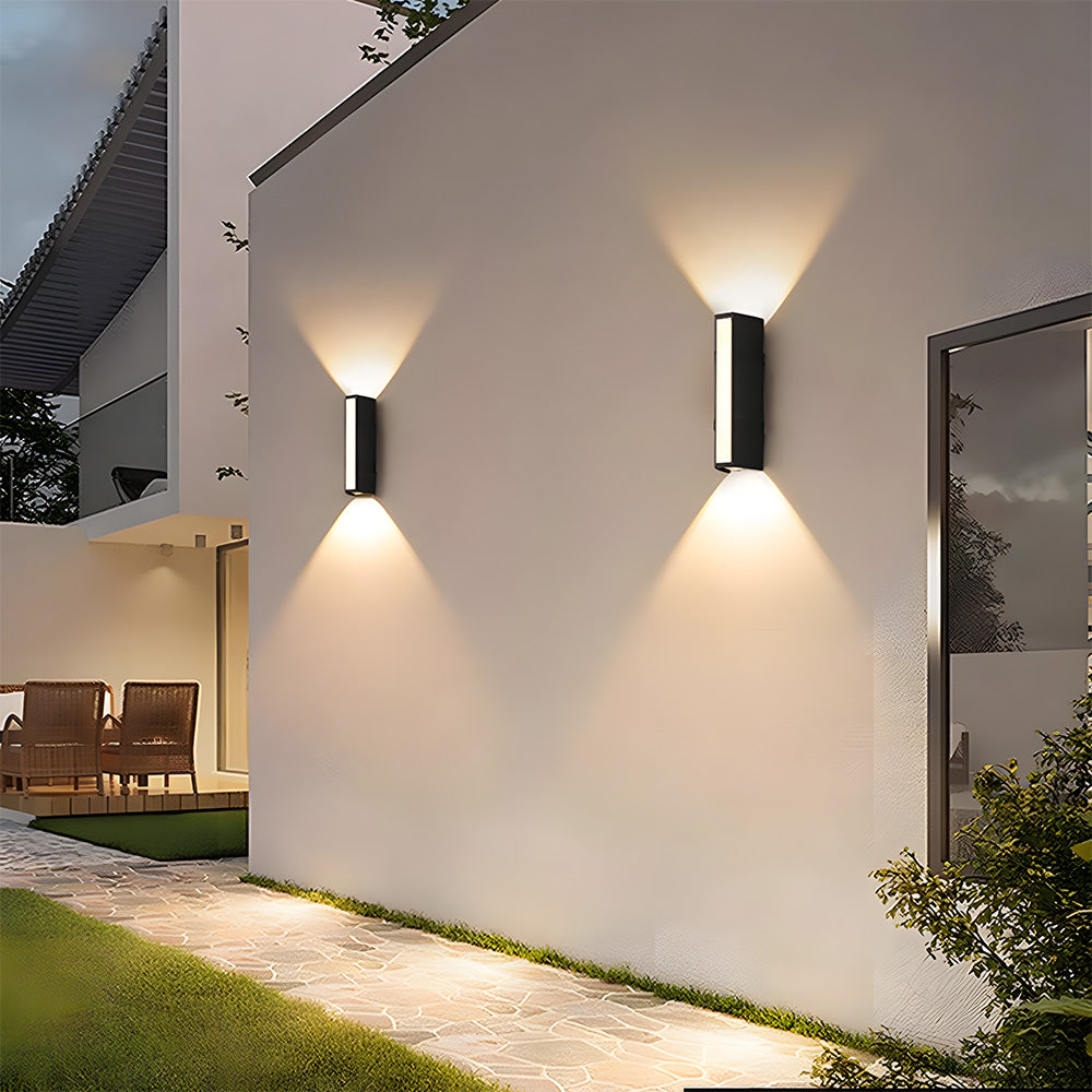 Long Tube LED Outdoor Wall Light – Modern Waterproof Exterior Lighting