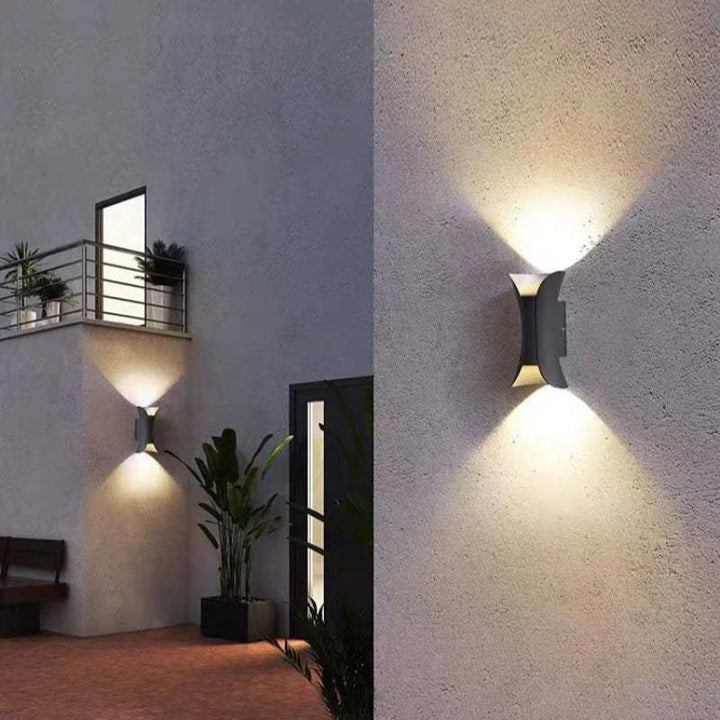 Outdoor Waterproof LED Wall Light in Modern Aluminum and Glass Design