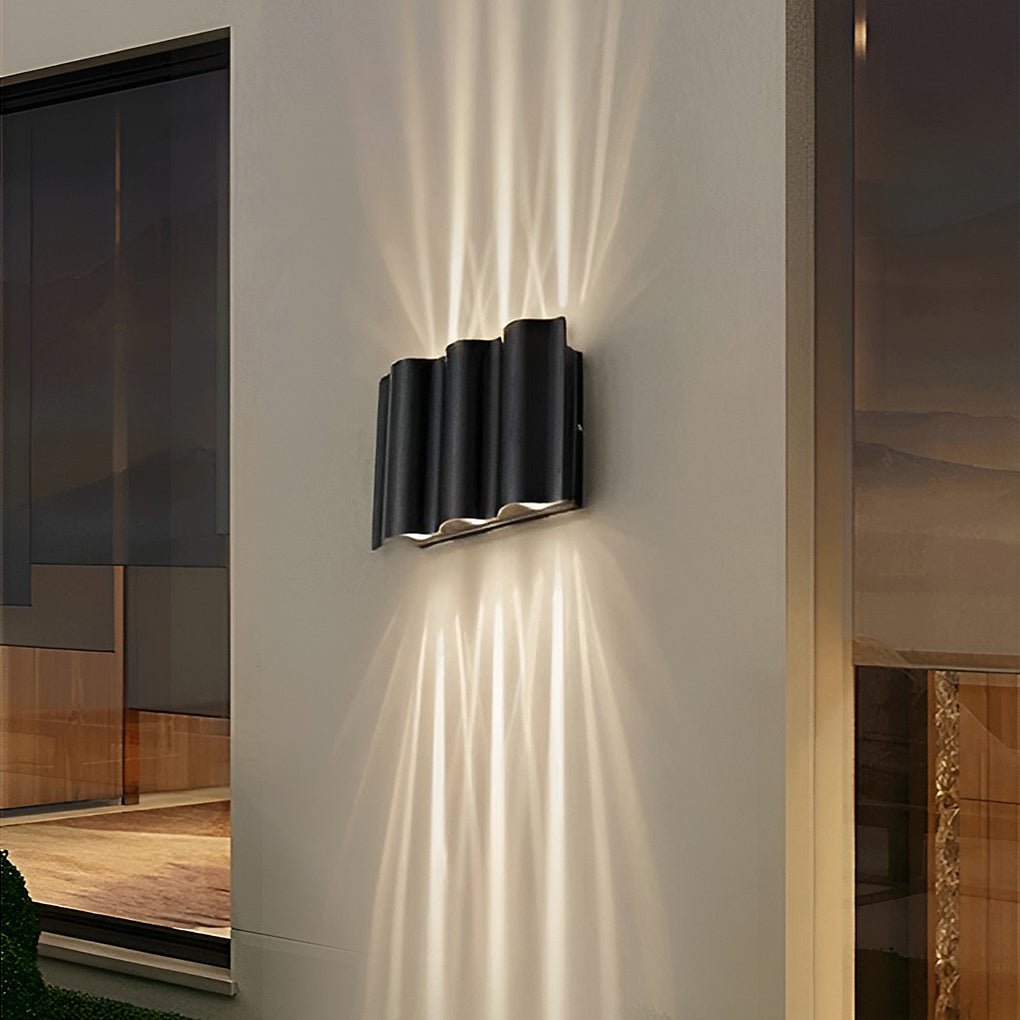 Modern Waterproof Arc LED Wall Light for Outdoor Up Down Lighting