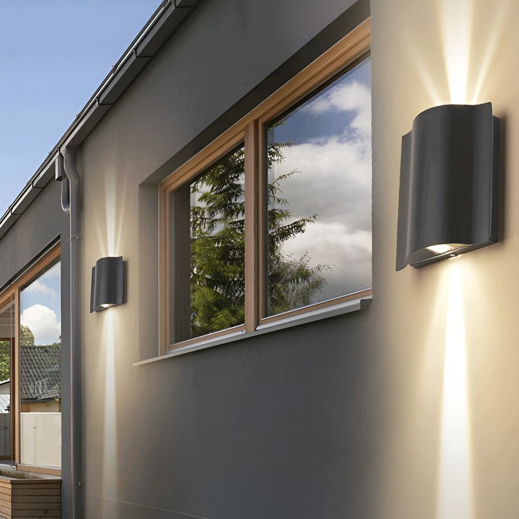 Modern Waterproof Arc LED Wall Light for Outdoor Up Down Lighting