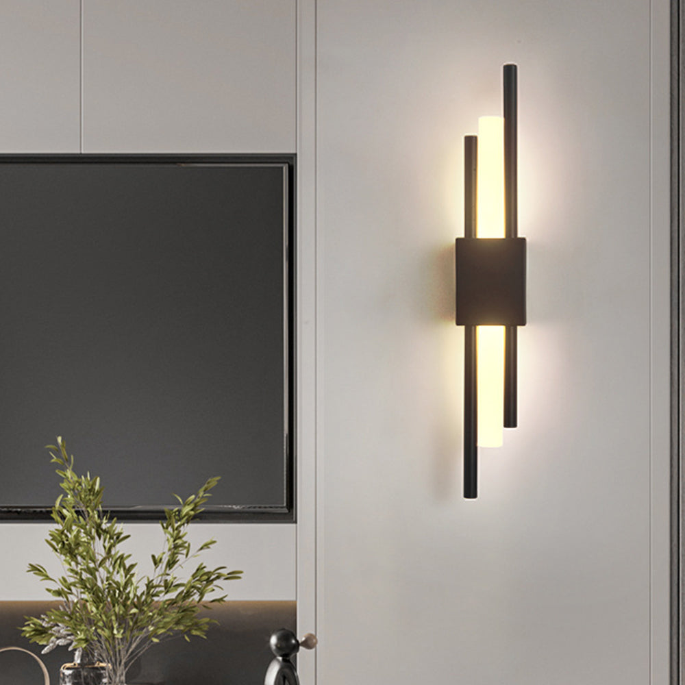 Black and Gold Modern Wall Sconce – Stylish LED Accent Lighting