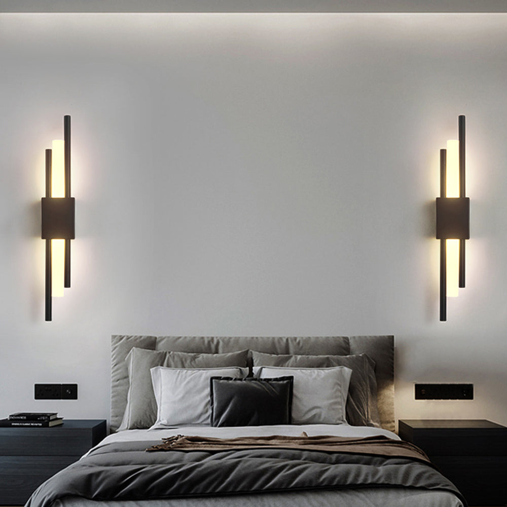 Black and Gold Modern Wall Sconce – Stylish LED Accent Lighting