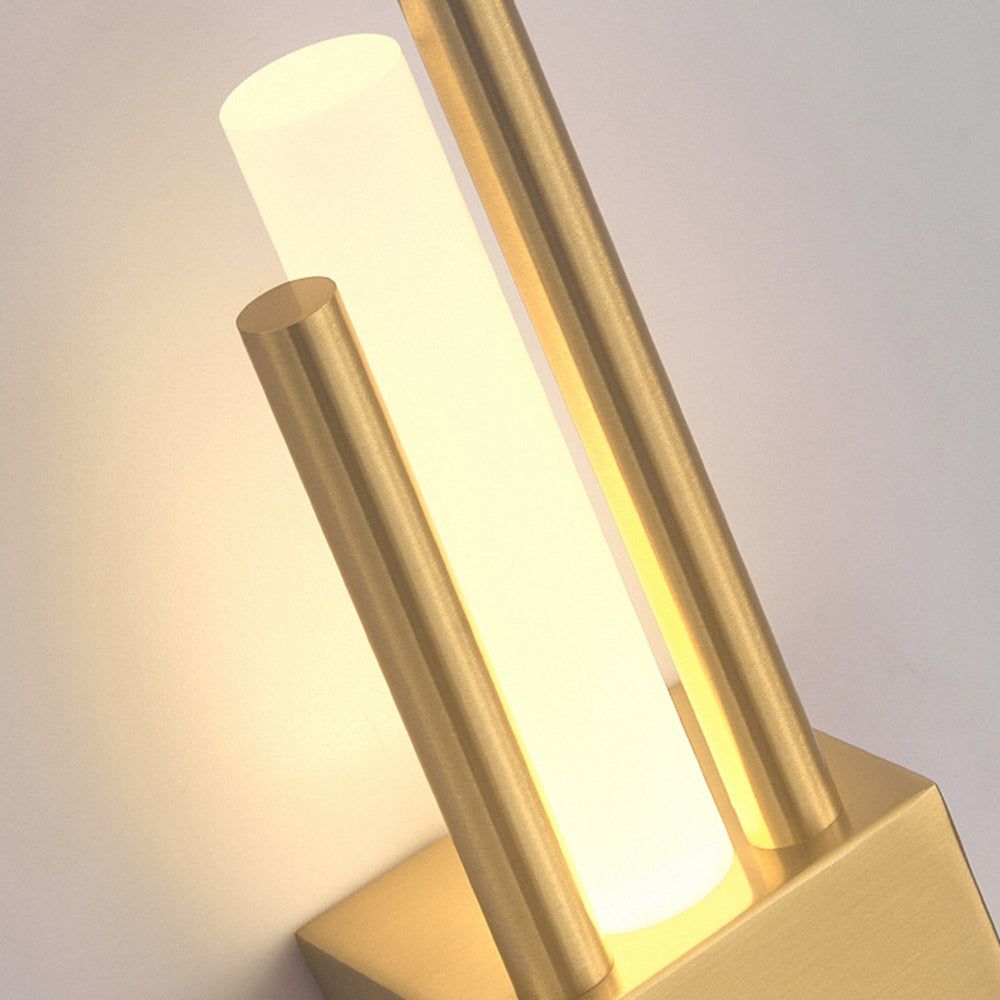 Black and Gold Modern Wall Sconce – Stylish LED Accent Lighting