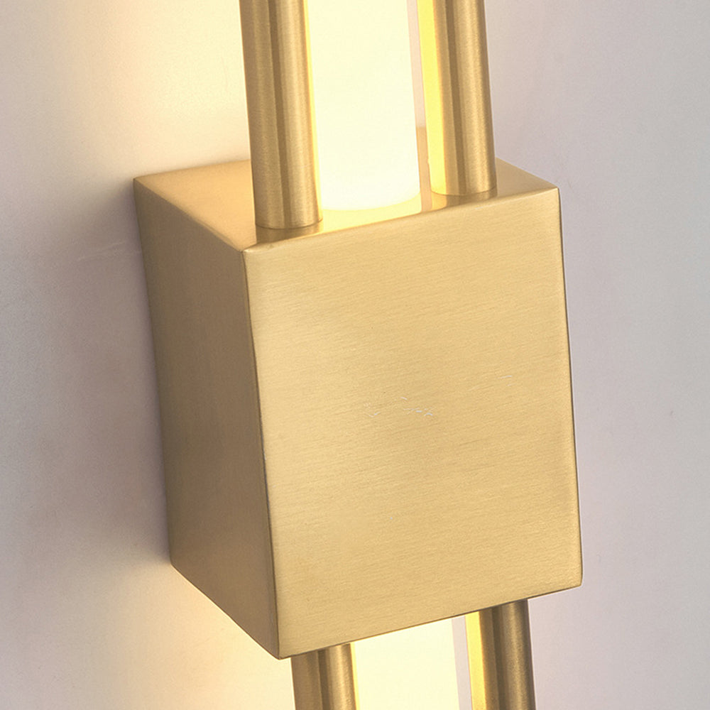 Black and Gold Modern Wall Sconce – Stylish LED Accent Lighting