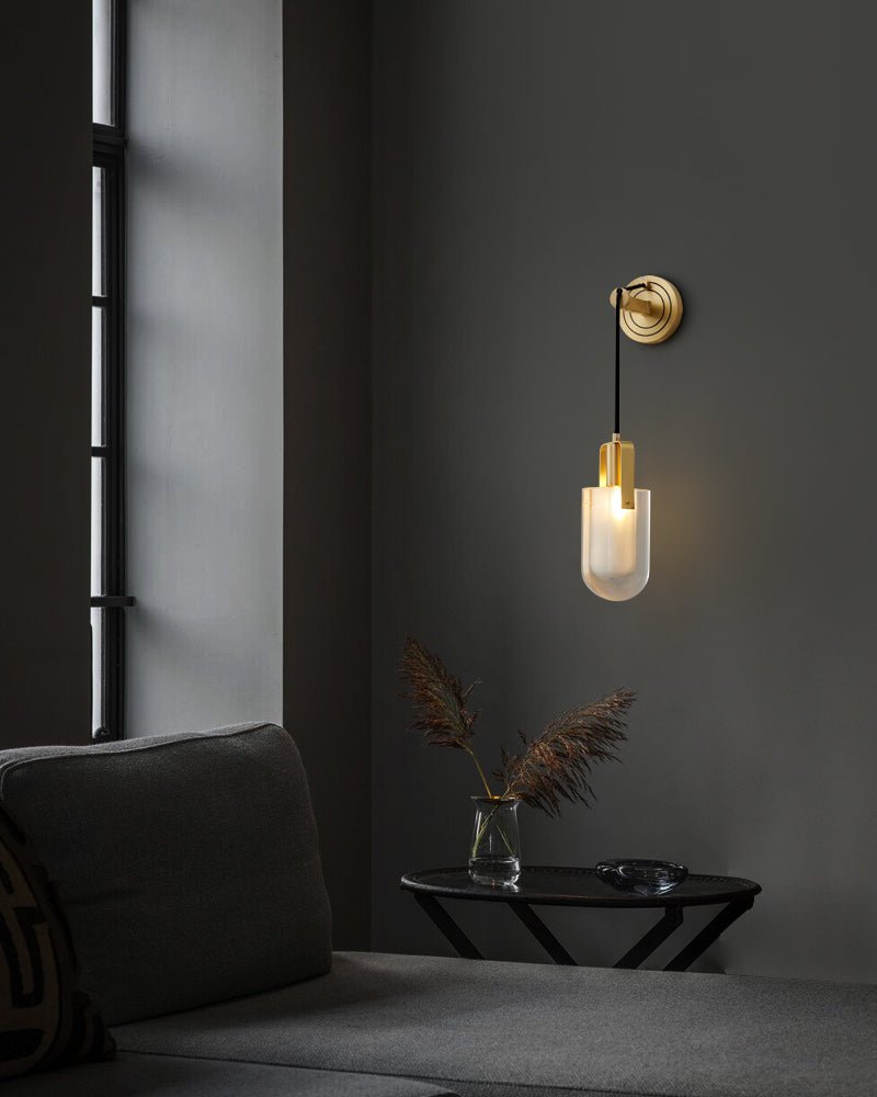 Luxury Brass Crystal Wall Light for Timeless Interior Ambiance