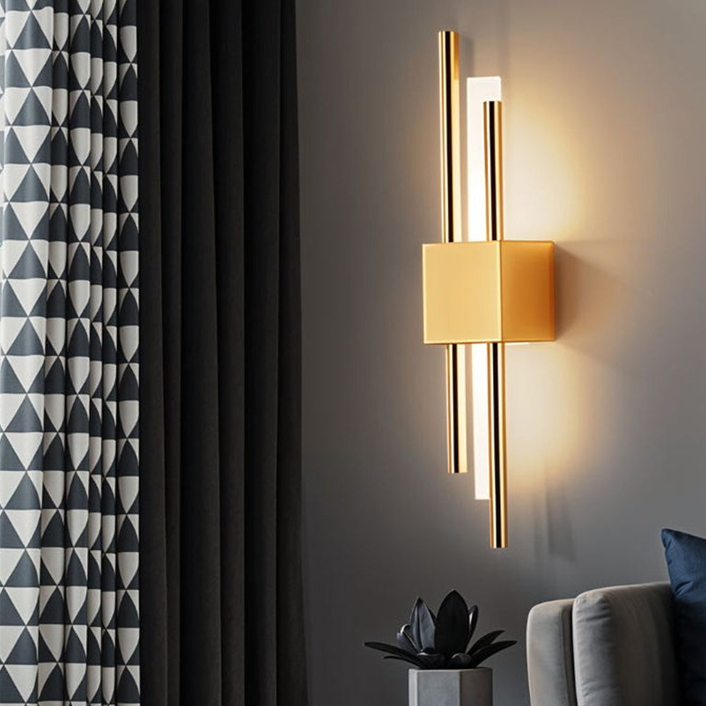 Black and Gold Modern Wall Sconce – Stylish LED Accent Lighting