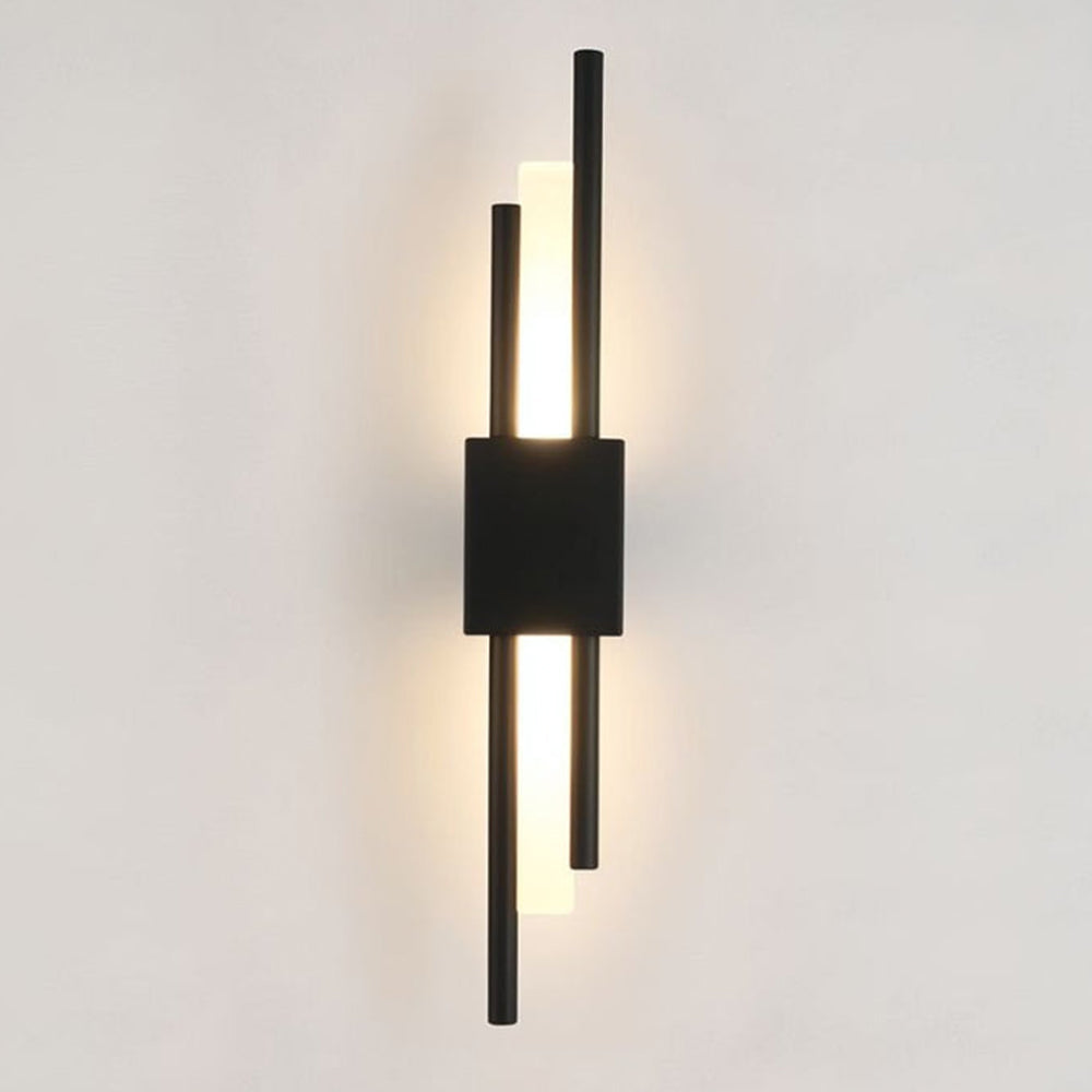 Black and Gold Modern Wall Sconce – Stylish LED Accent Lighting
