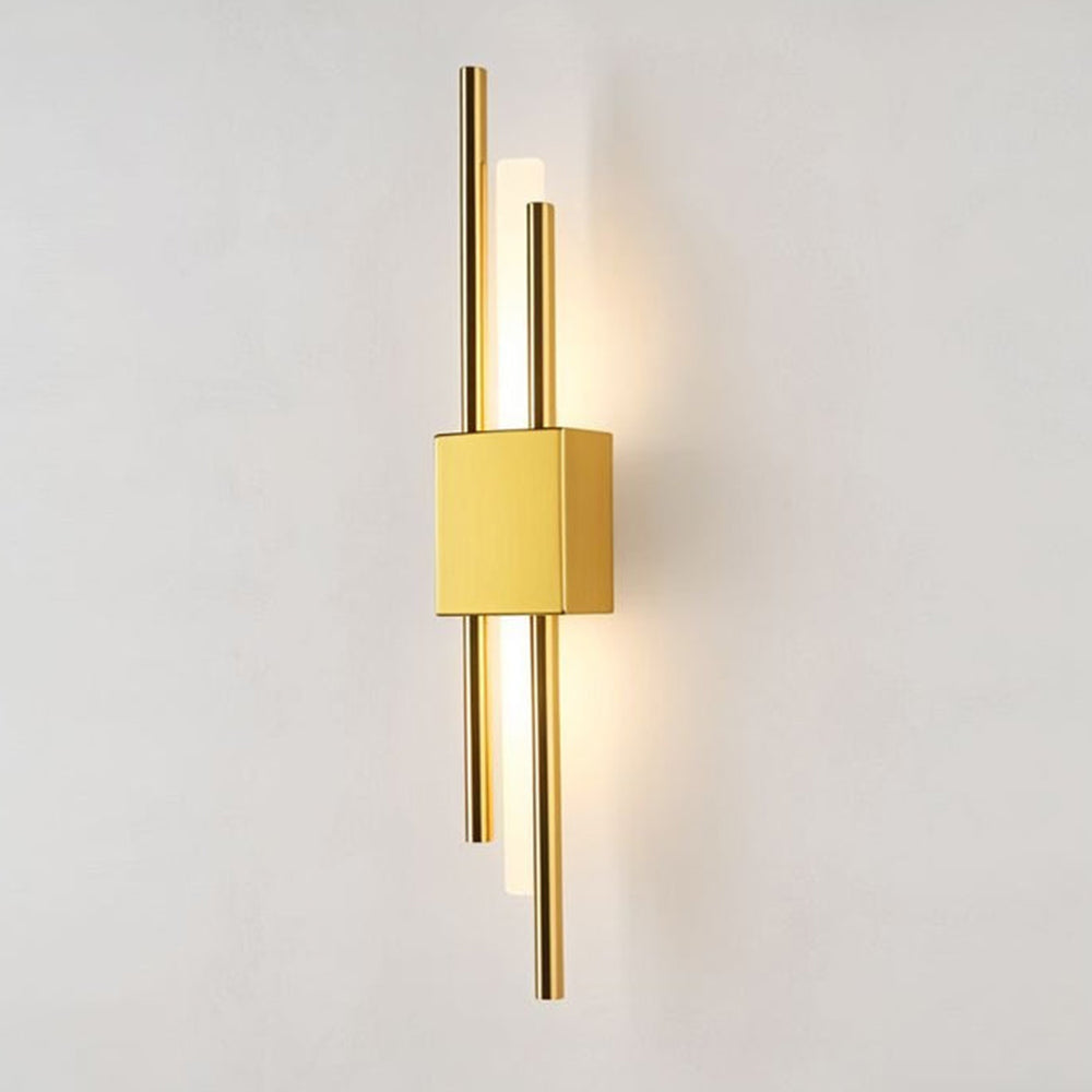 Black and Gold Modern Wall Sconce – Stylish LED Accent Lighting