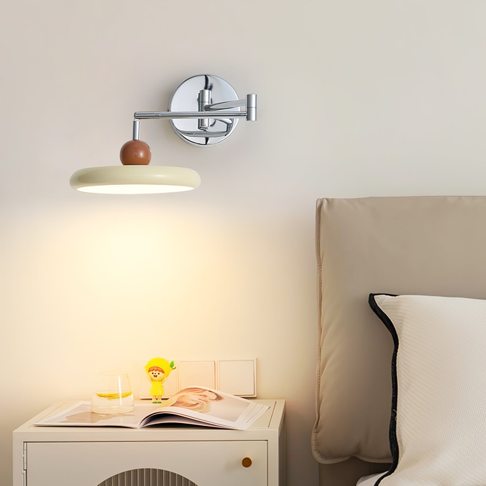 Modern Swing Arm Wall Light Adjustable LED Wall Lamp