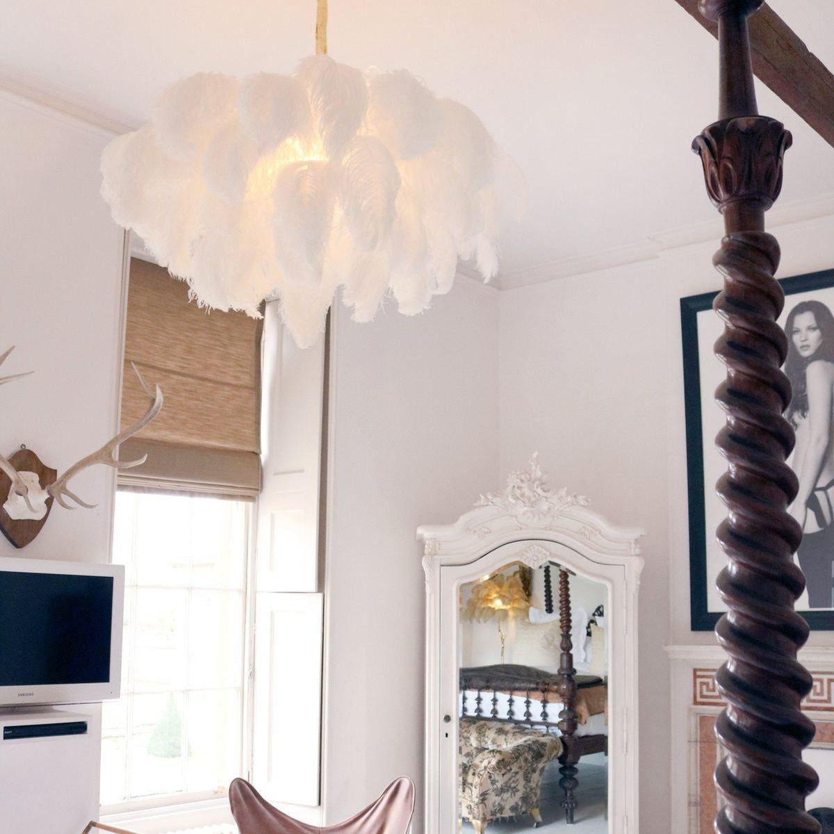 Luxury Ostrich Feather Brass Chandelier for Bedroom or Living Room